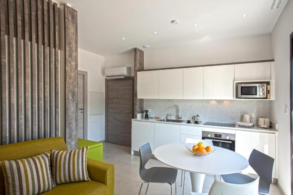 Appartement E Rondinelle 2 *
